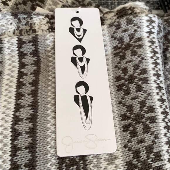 Jessica Simpson Snow Plat Infinity Scarf - Picture 3 of 8